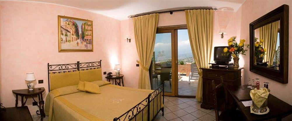 Angela 4* Taormina